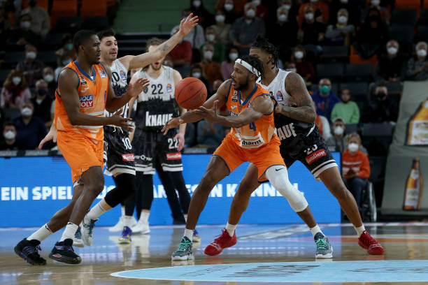 出的体育深 出的体育深